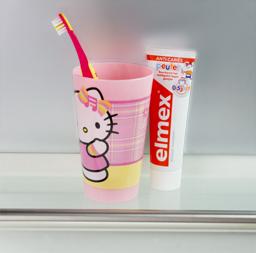 kindertandenborstel beker e